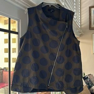 Sun Kim Green Dot Asymmetrical Zippered Vest, size XL
